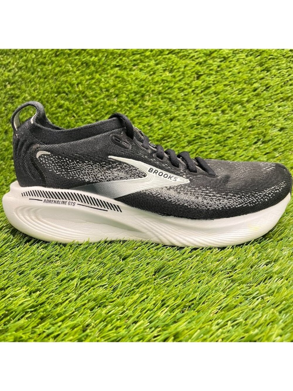Brooks Adrenaline GTS 25 Womens Size 6.5 Black Athletic Running Shoes Sneakers